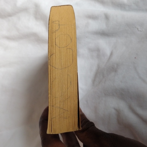 Vintage All Quiet on the Western Front by Erich Maria Remarque - Picture 6 of 8